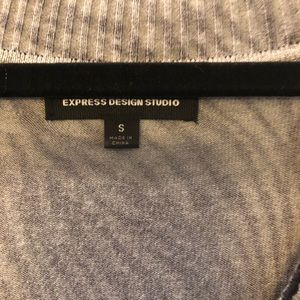 Express Grey Cheetah animal print sweater low V